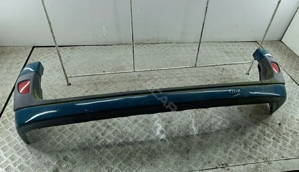 Задний бампер 8200150631