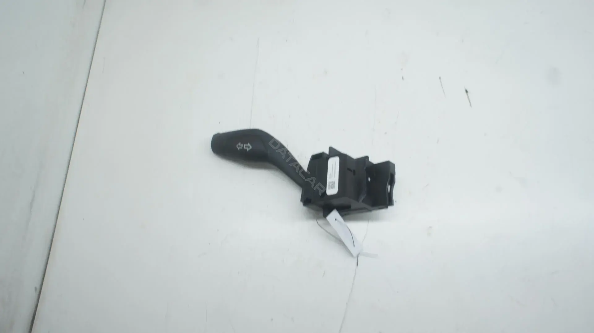 Переключатель подрулевой AV6T13335AB