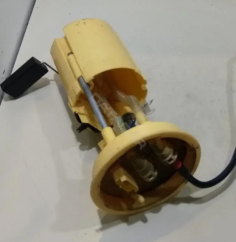 Датчик уровня топлива 1500998 / 6G91-9275-AE