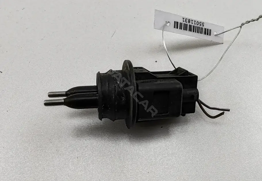 Датчик уровня омывающей жидкости 1J0973202