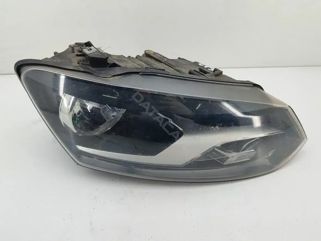 Фары 6R1941008E