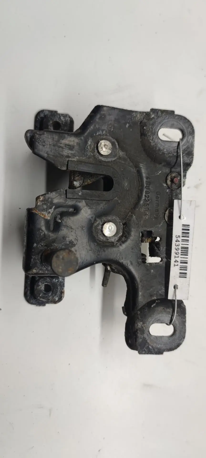 Замок капота 4B0823509