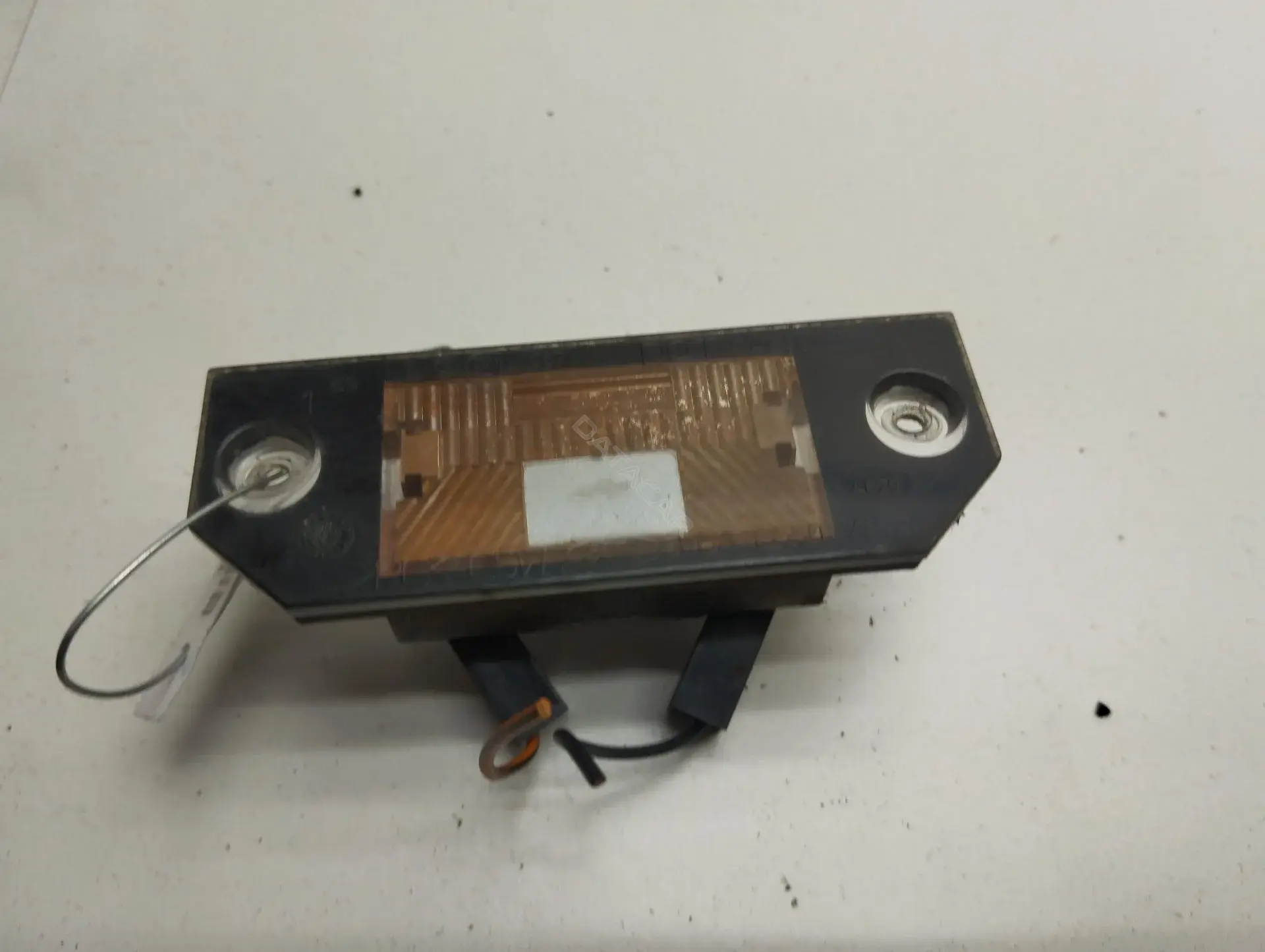 Фонарь подсветки номерного знака 3M5A13550A