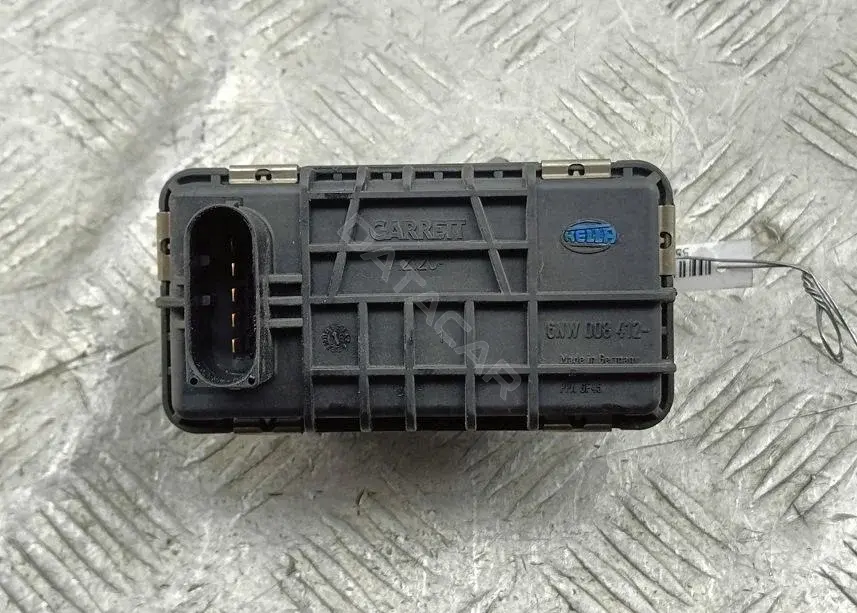 Клапан турбины 6NW008412