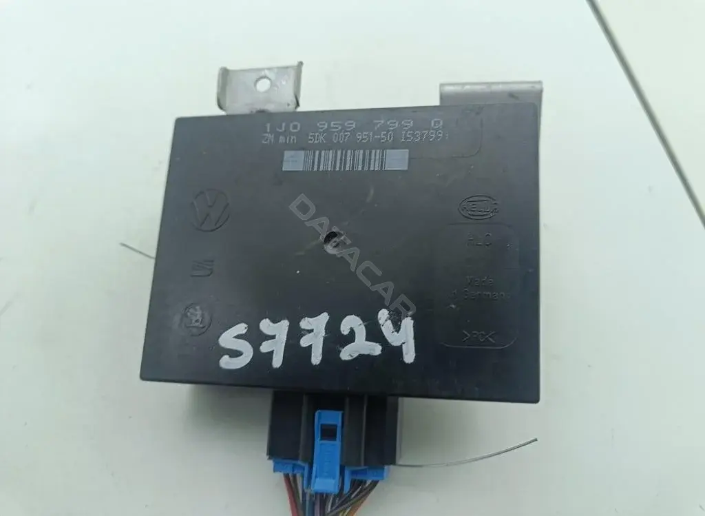 Блок комфорта 1J0959799Q