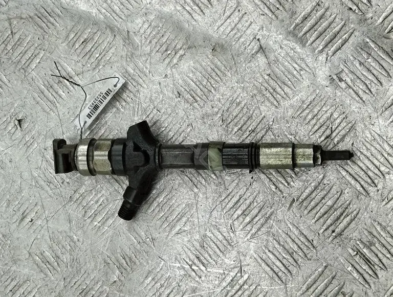Форсунки 236700G040