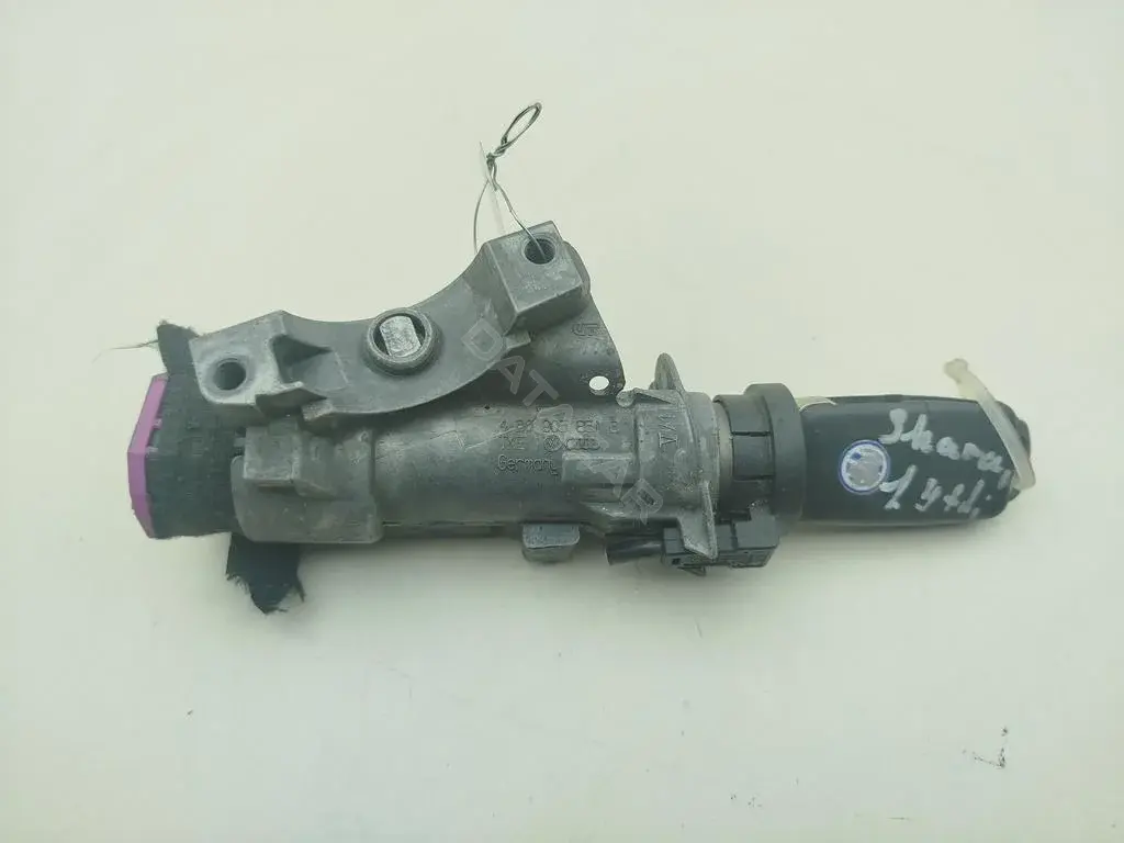 Замок зажигания 4B0905851B