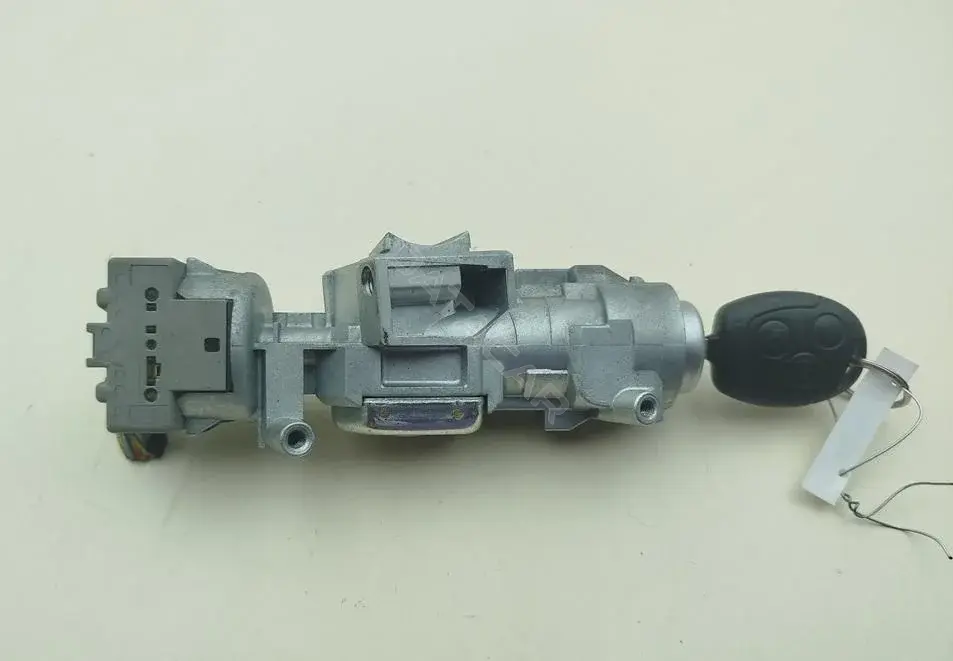 Замок зажигания 3M513F880AC