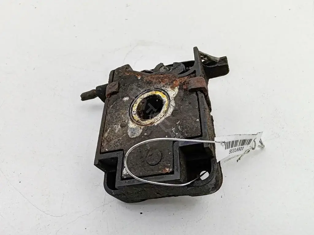 Замок капота 8203859
