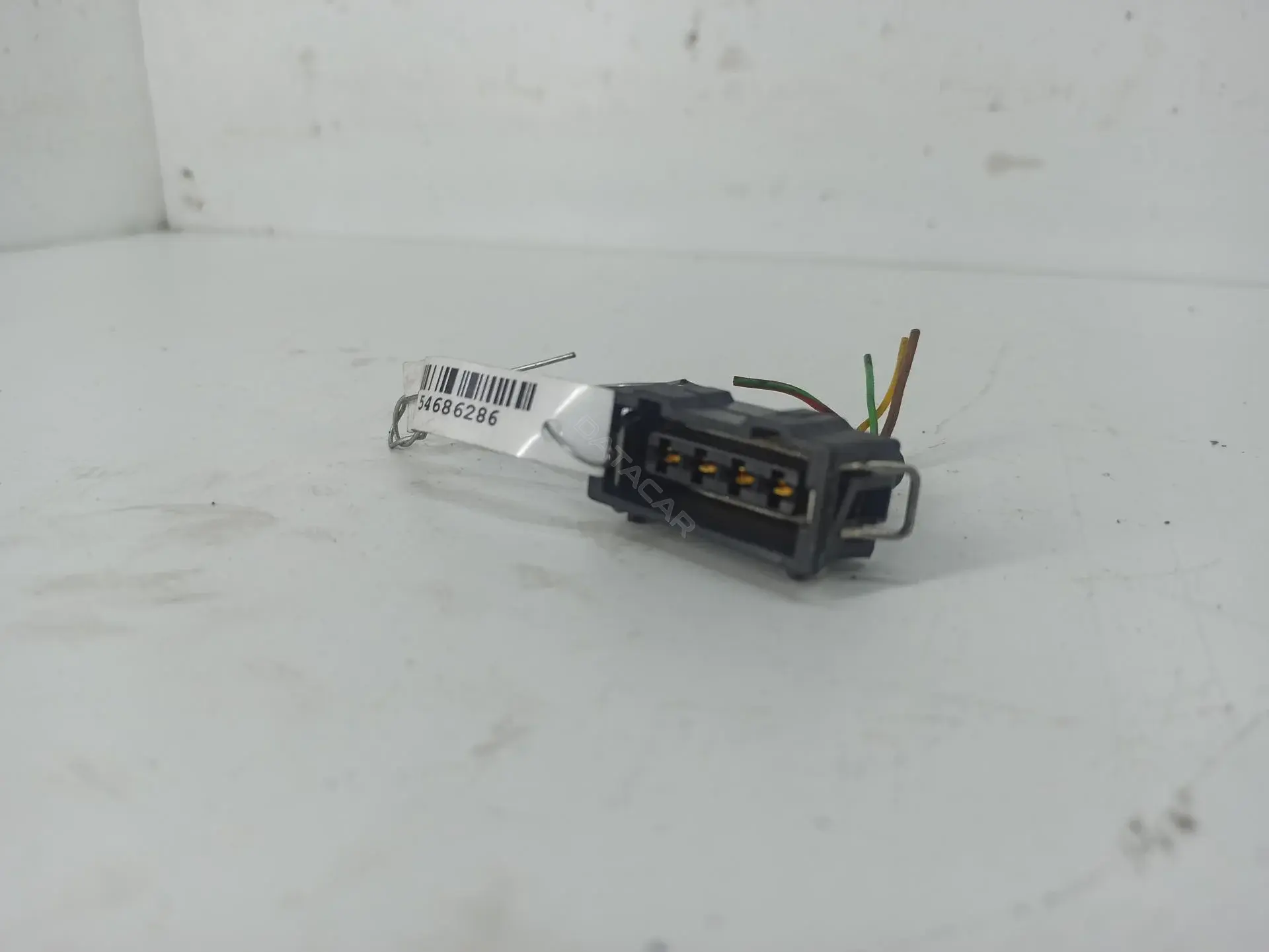 Разъем (фишка) проводки 357972754
