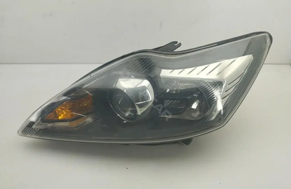 Фары 8M5113D153CD