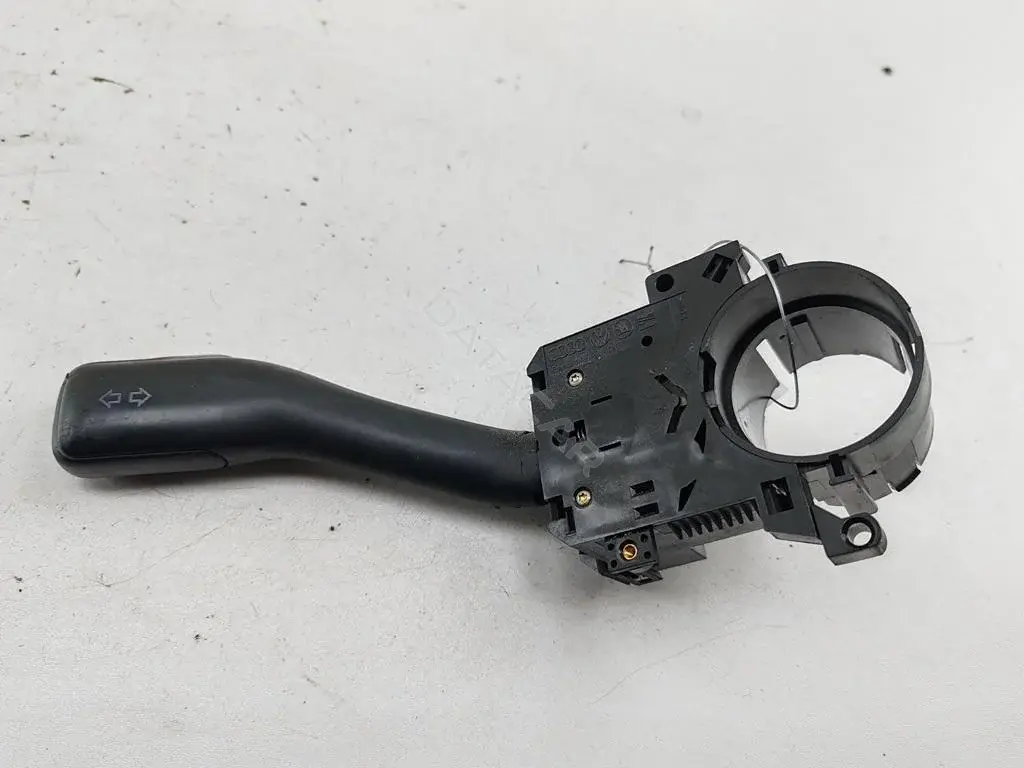 Переключатель подрулевой 8L0953513G