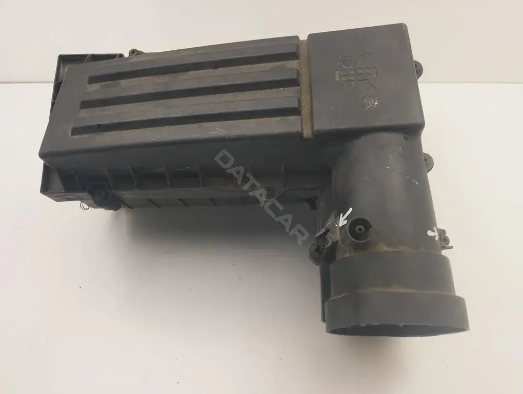 Корпус воздушного фильтра 3C0129607AG