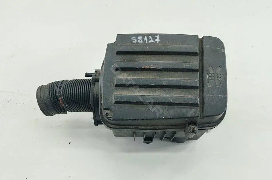 Корпус воздушного фильтра 1K0129601AK