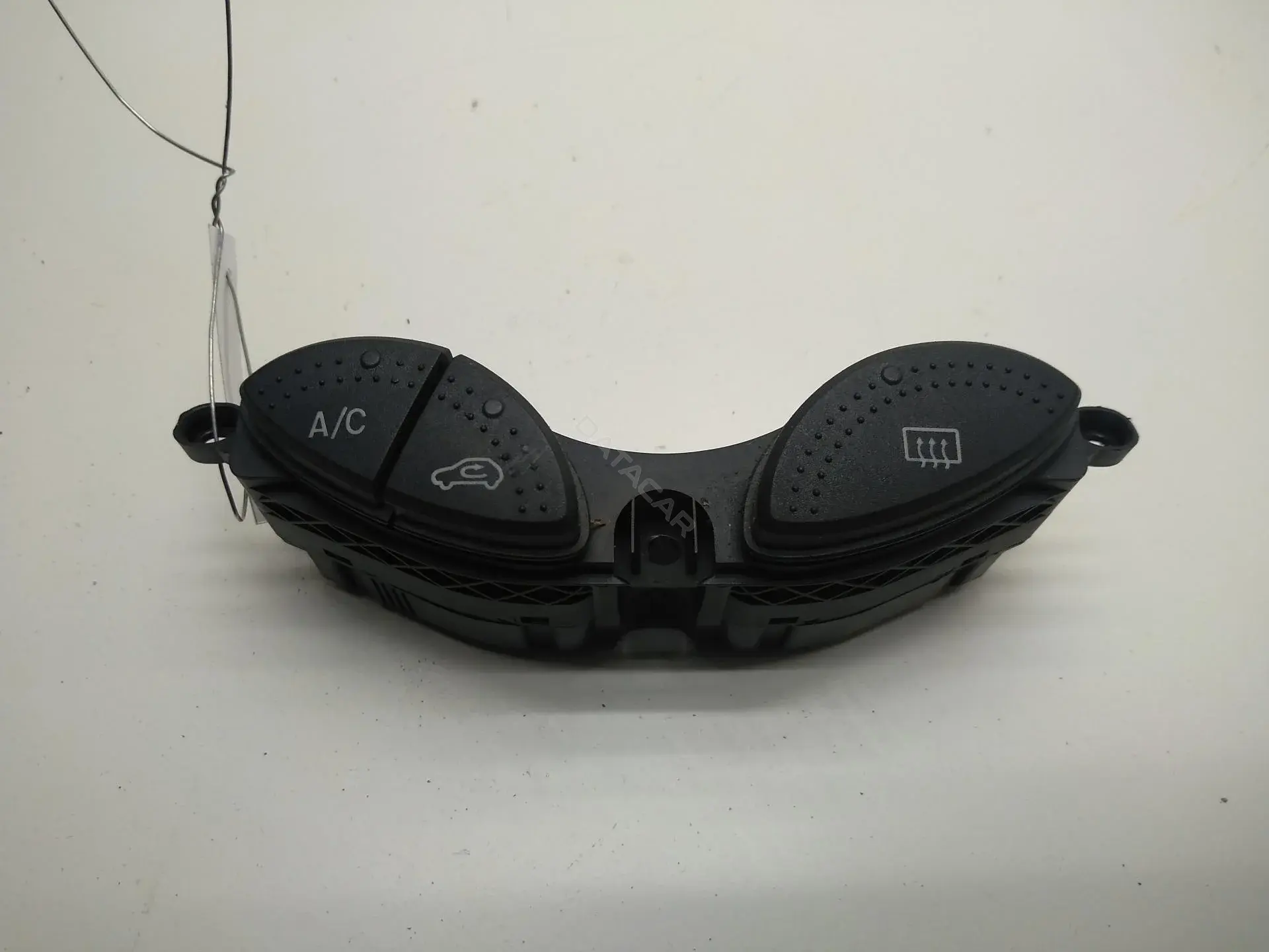 Кнопка кондиционера YS4T19A945BA