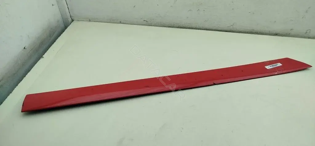 Молдинг двери 8D0853964B