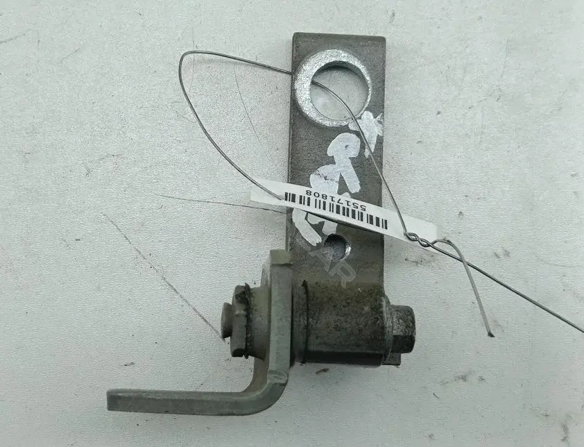 Петля двери am51u22800ad