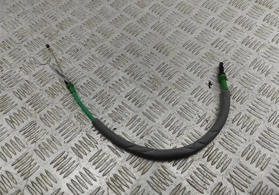 Трос двери 7011025