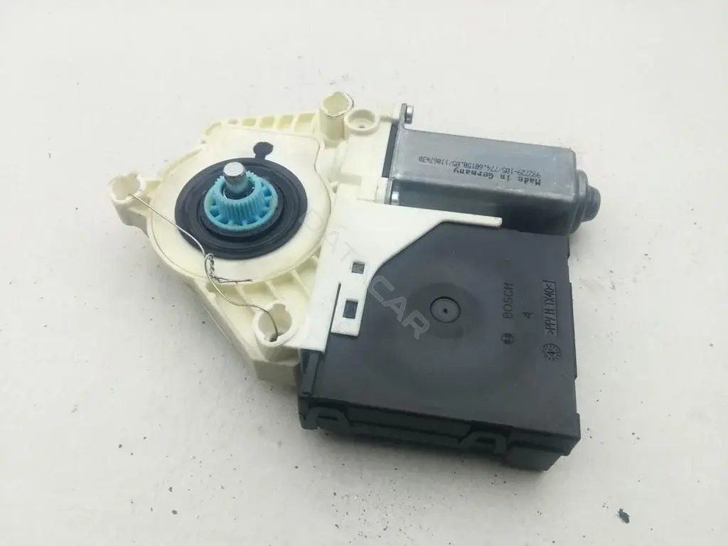 Блок управления двери 1K0959792L