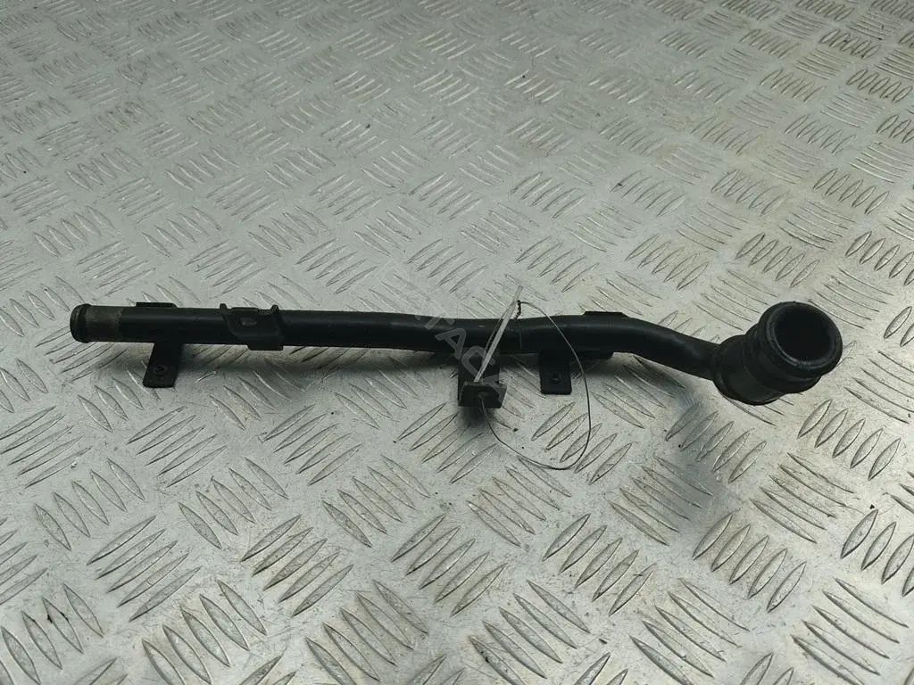 Патрубки системы охлаждения 06B133607B