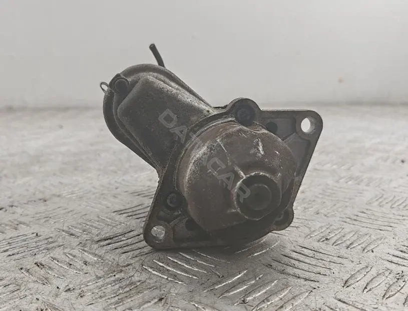 Стартер D6RA93