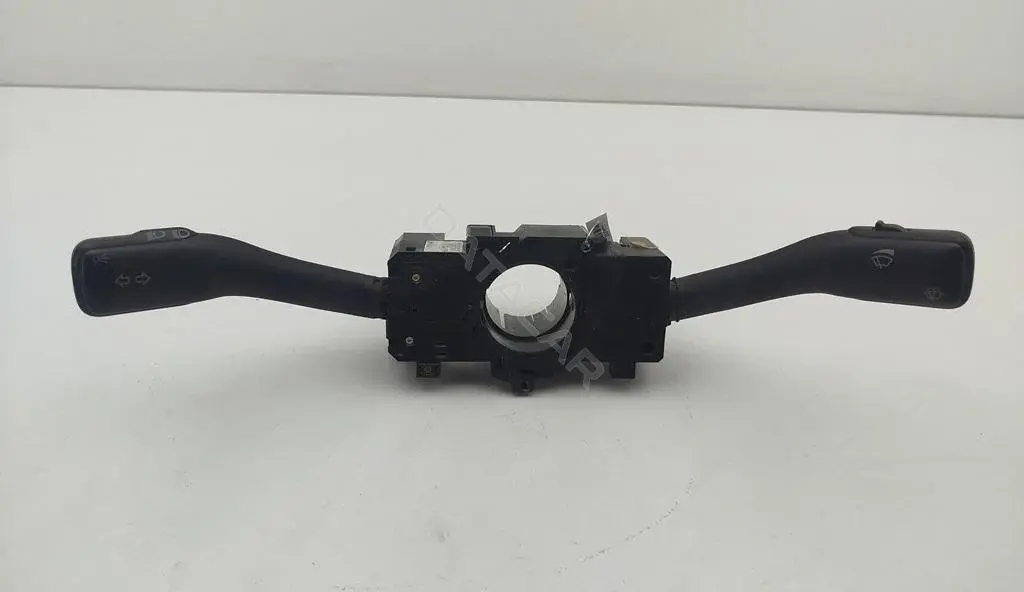 Переключатель подрулевой 8L0953513G