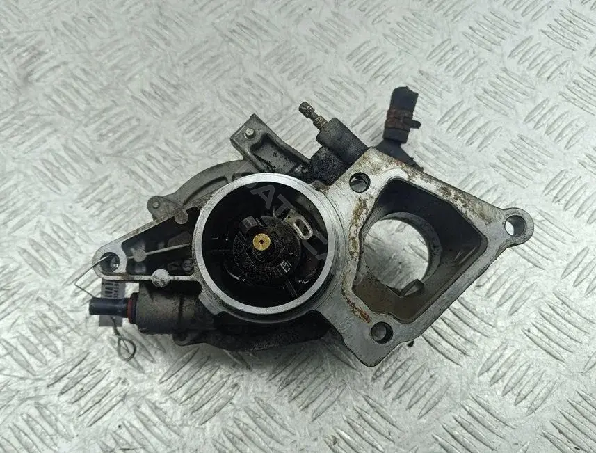 Вакуумный насос XS7Q2P451BH