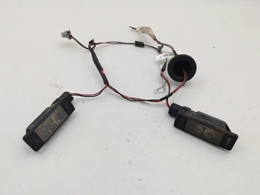 Фонарь подсветки номерного знака 2KA008224
