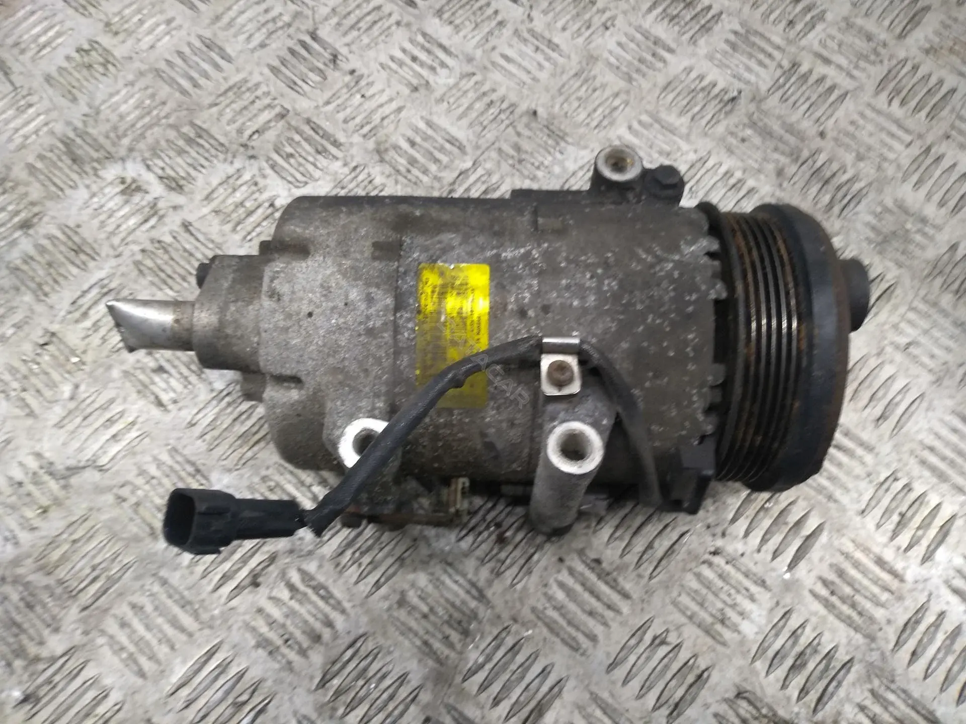 Компрессор кондиционера 4M5H19D638AB