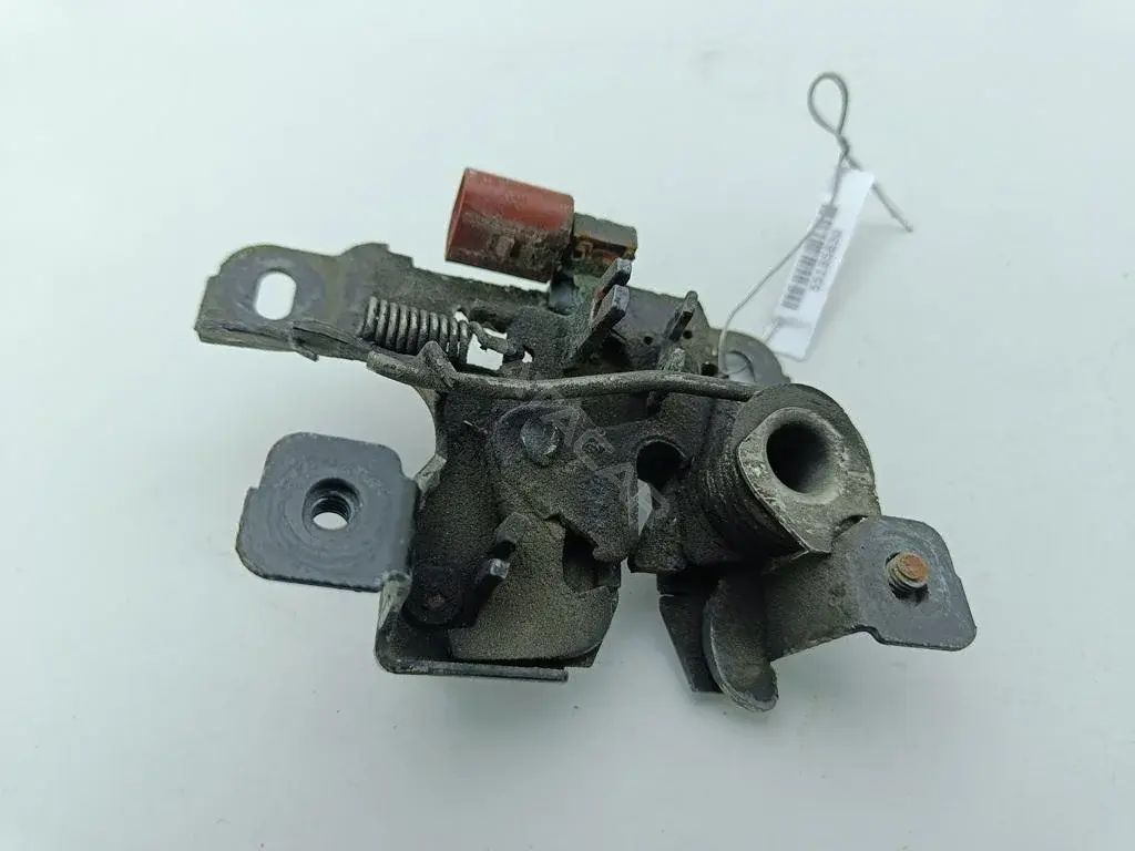 Замок капота 4B0823509