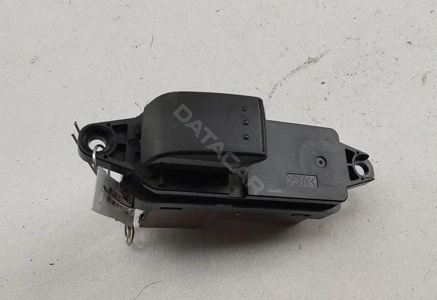 Кнопка стеклоподъемника GP9G66380