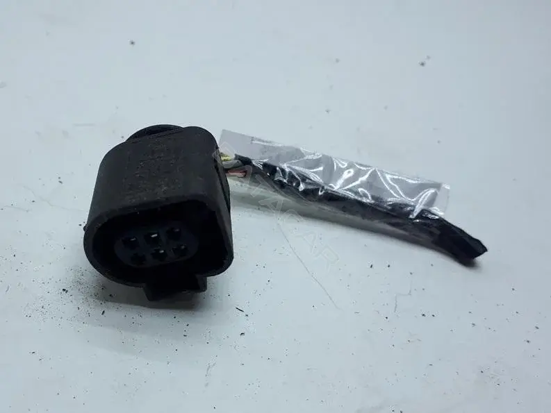 Разъем (фишка) проводки 1j0973713