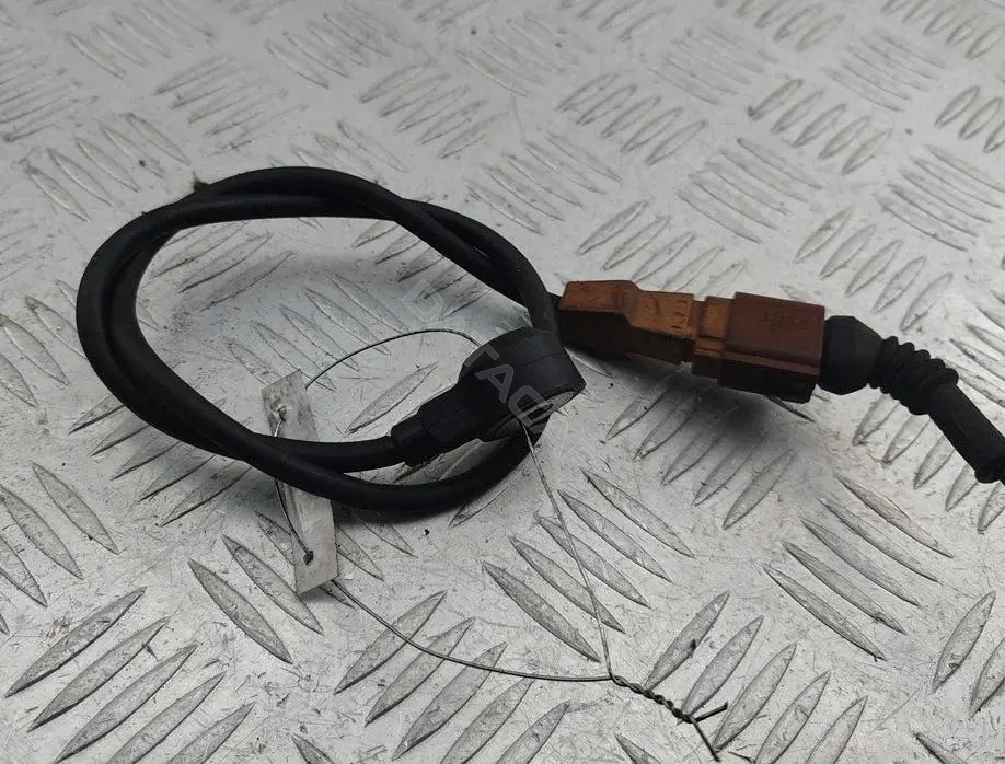 Датчик детонации 06B905377A
