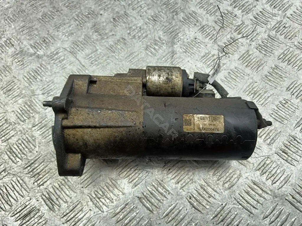 Стартер STX200476