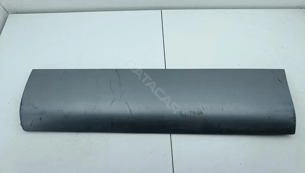 Молдинг двери 4L0853969A