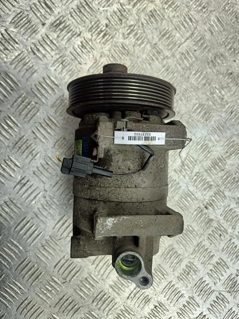 Компрессор кондиционера 506012-1910, 92600-EB01A