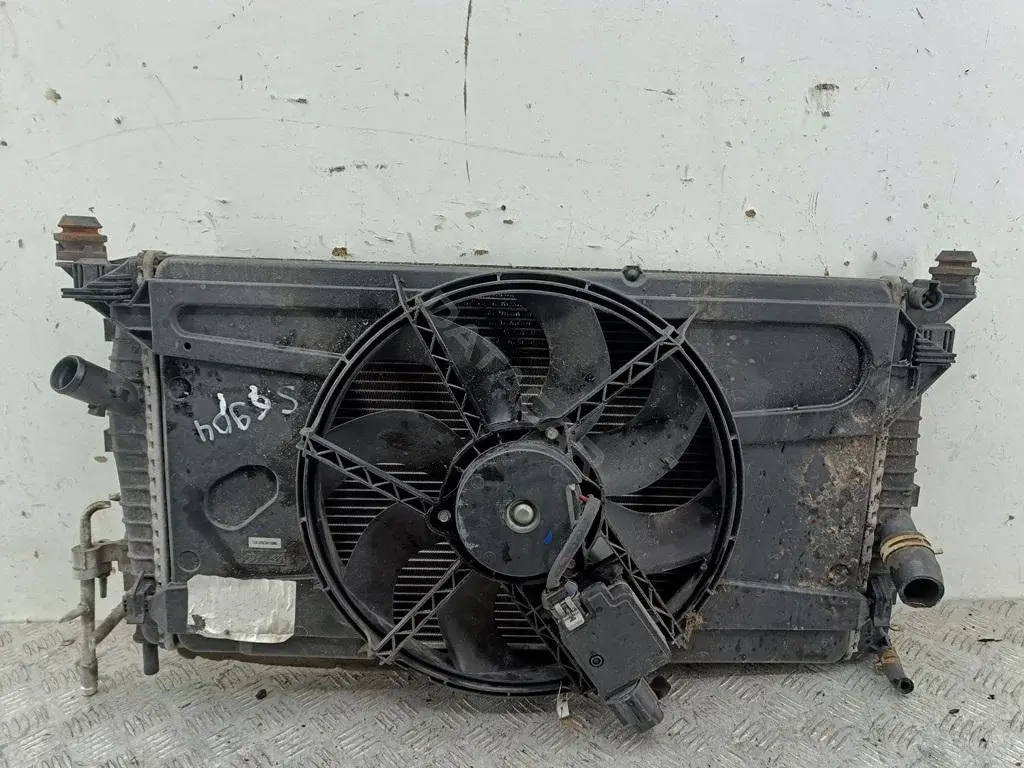 Радиатор охлаждения 3M5H8005RK
