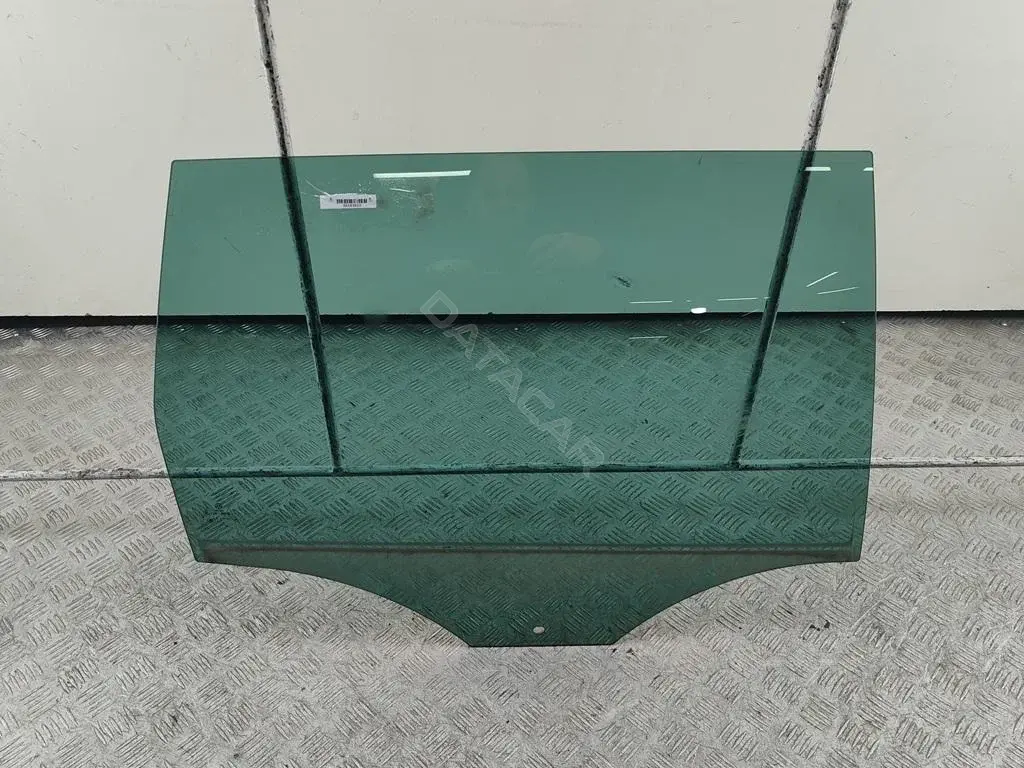 Стекло двери 55183010