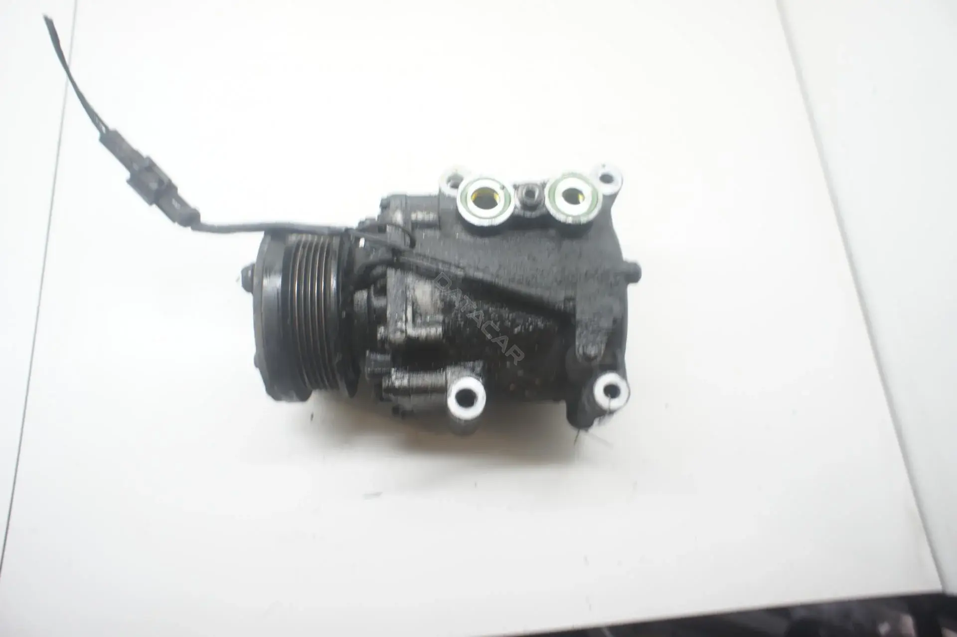 Компрессор кондиционера 96DW19B629AC