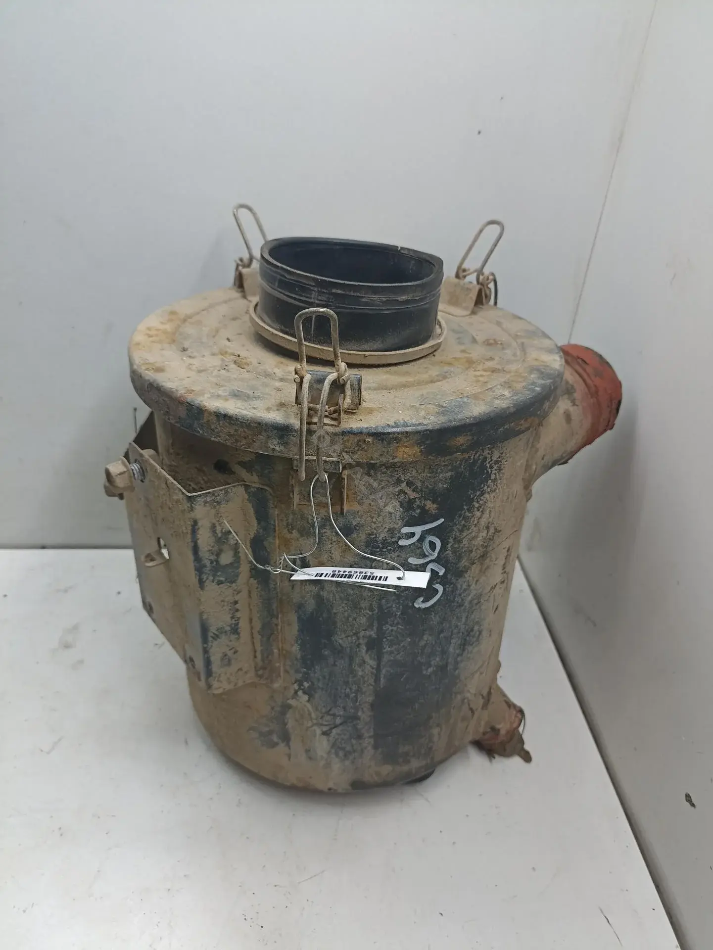 Корпус воздушного фильтра 53869448