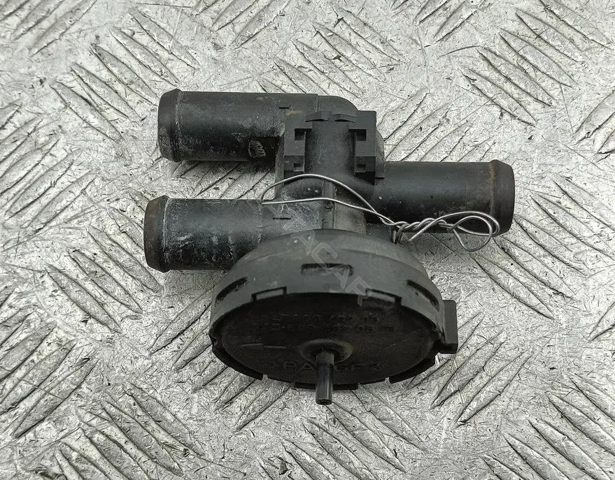 Кран отопителя (печки) 90457649