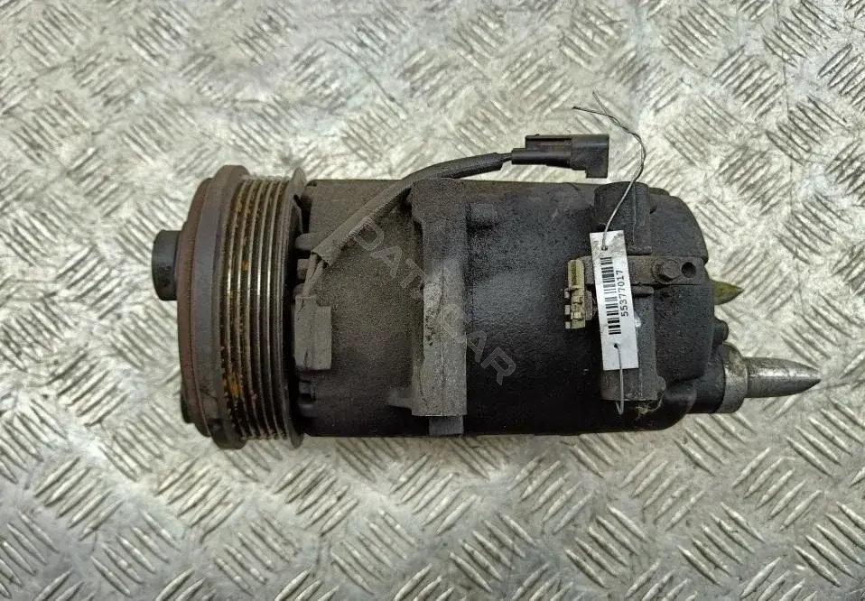 Компрессор кондиционера 3M5H19D629DF