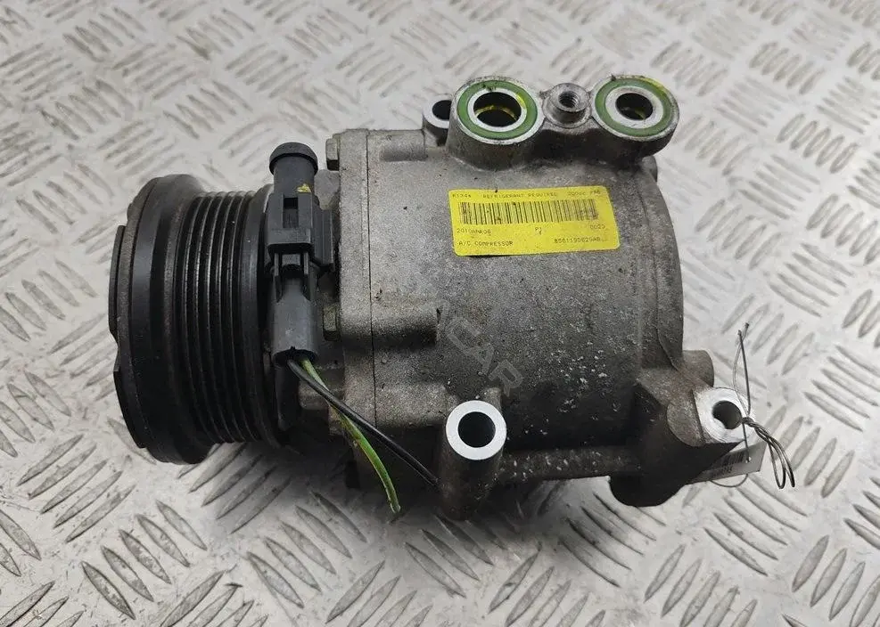Компрессор кондиционера 8S6119D629AB
