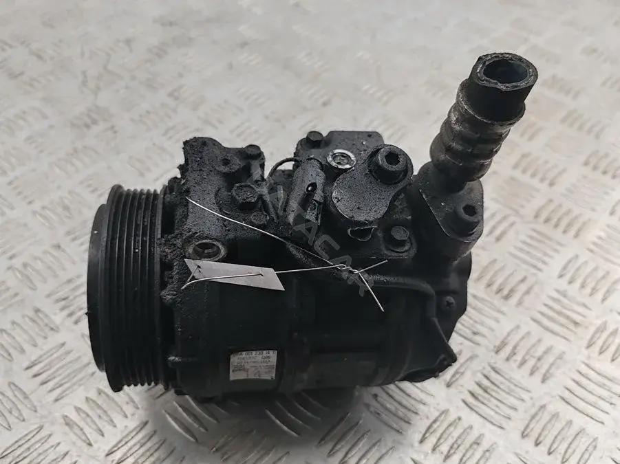 Компрессор кондиционера 0012301411, 7SEU17C