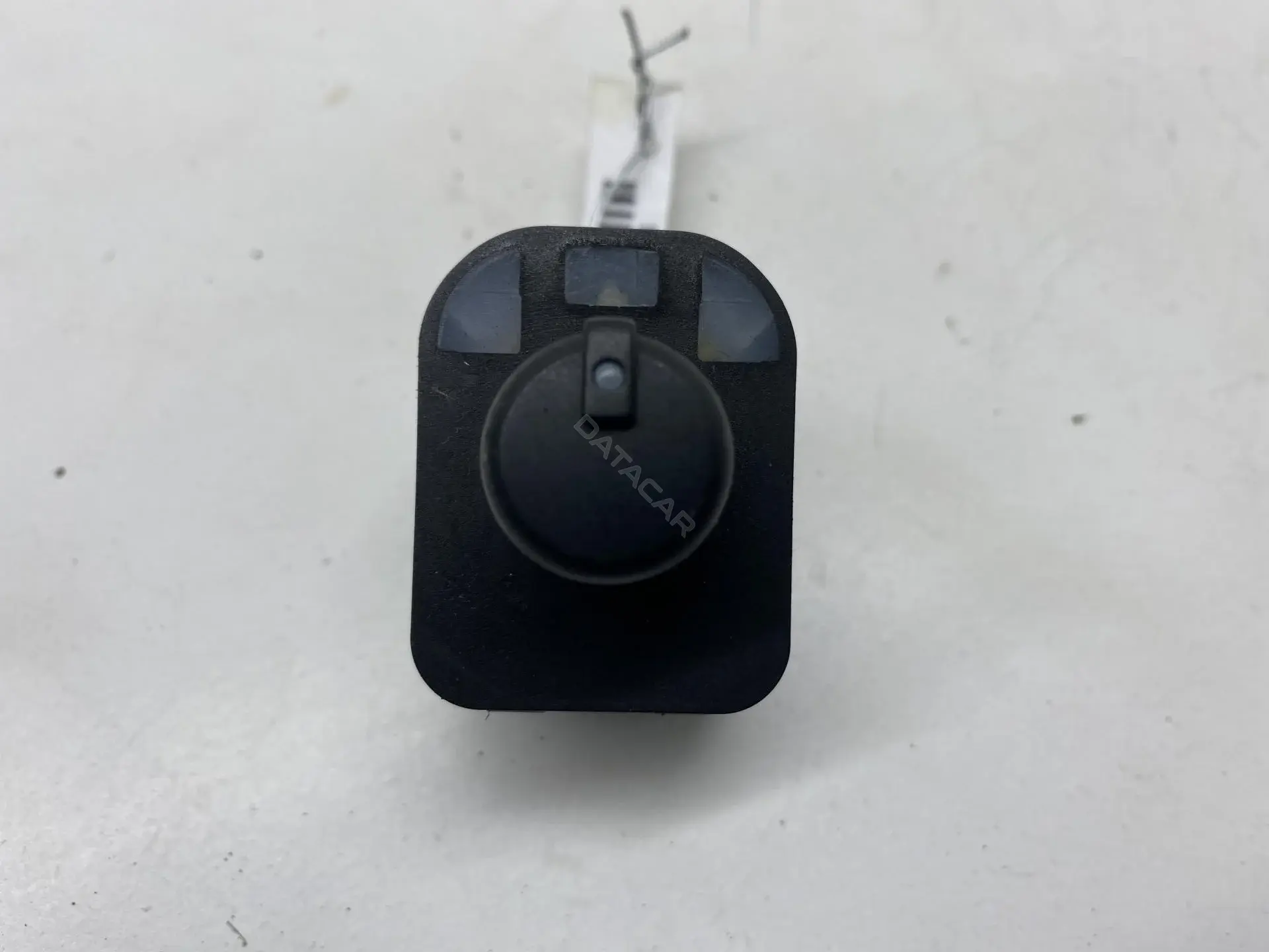 Джойстик регулировки зеркал 8E0959565