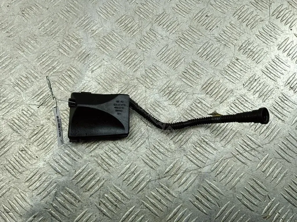 Клапан картерных газов 0D9127417B
