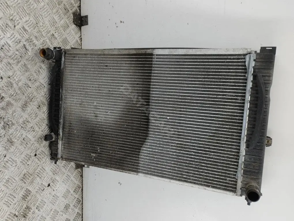 Радиатор охлаждения PA66GF30