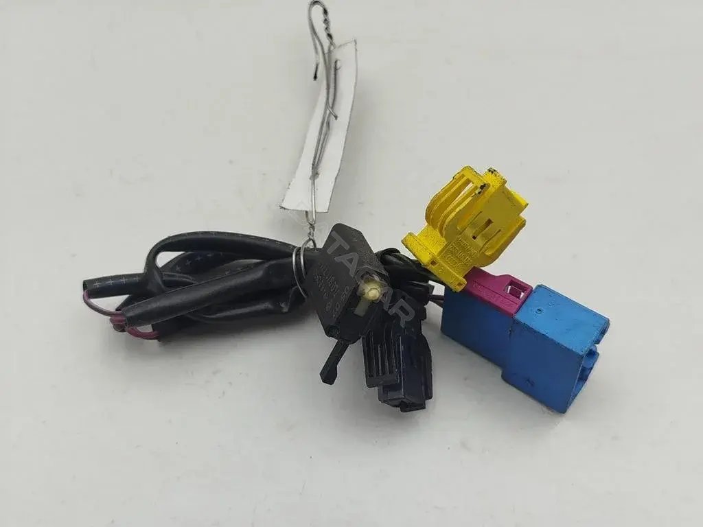 Селектор включения передачи для автоматической КПП 7L0971771B