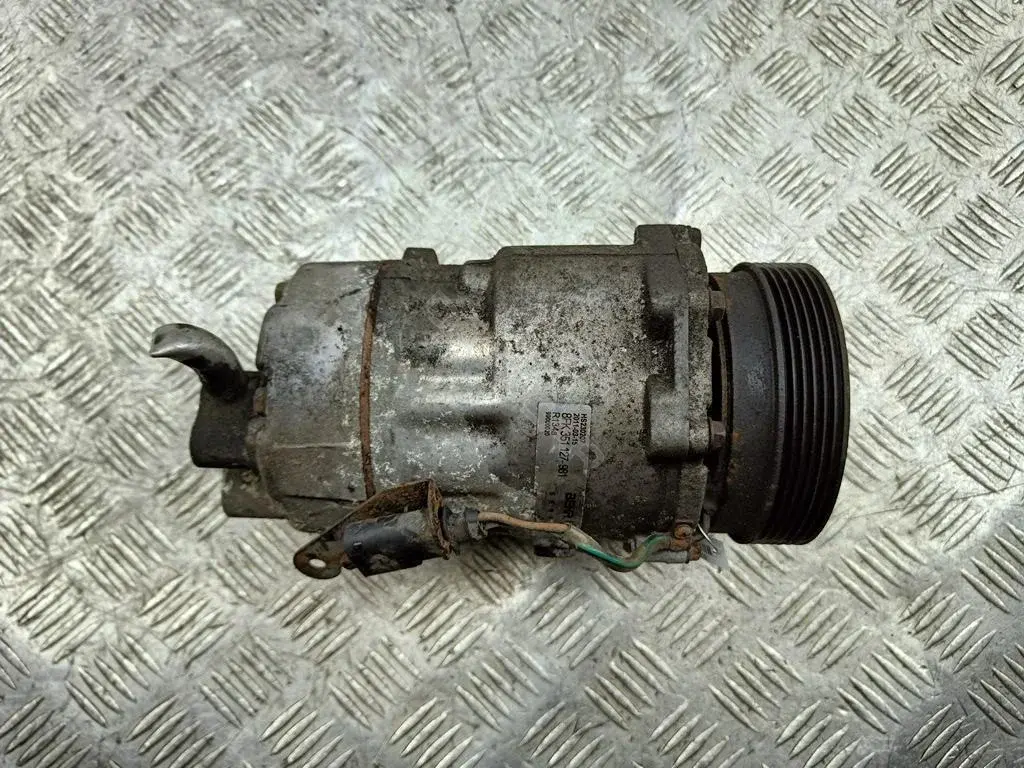 Компрессор кондиционера 8FK351127981