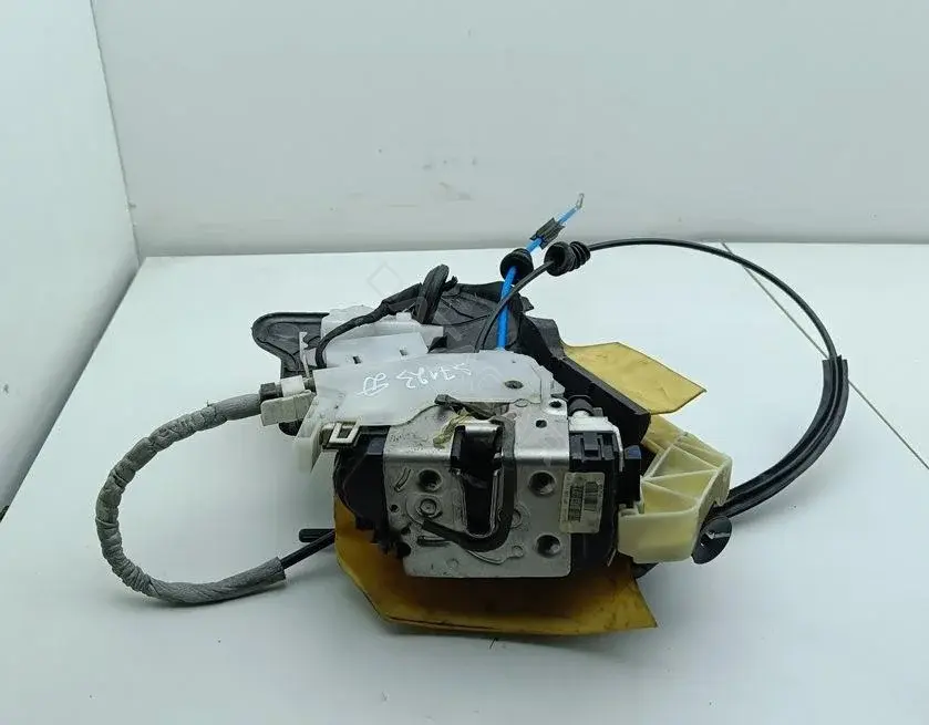 Замок двери A0997300235